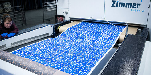 The Compact HC – modular, efficient and powerful: reliable drying for textiles, papers, nonwovens and foils, compatible with any machine.